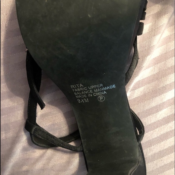 Mudd Brand Black Strappy Platforms size 9 1/2 - Picture 4 of 5